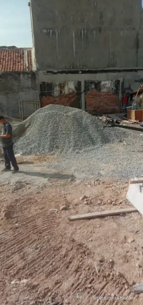 Abu batu sirtu gunung limestone batu belah kali