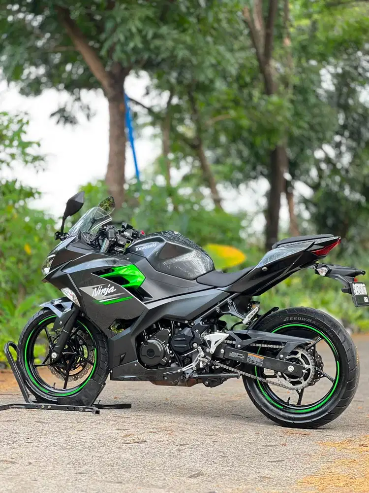 KAWASAKI NEW NINJA 250 FI GREY 2024 KM 2K PAJAK PANJANG SUPER MULUS
