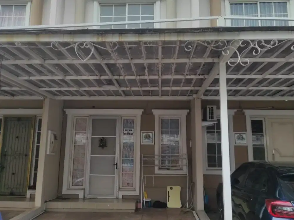 Disewakan Cepat Unit Langka Rumah Green lake City West Europe 4x15m, Siap Huni, Sudah Rapih