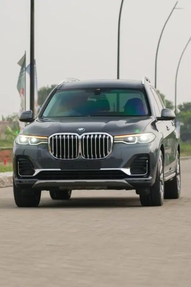 BMW X7 4.0 XDRIVE OPPULANCE TAHUN 2020