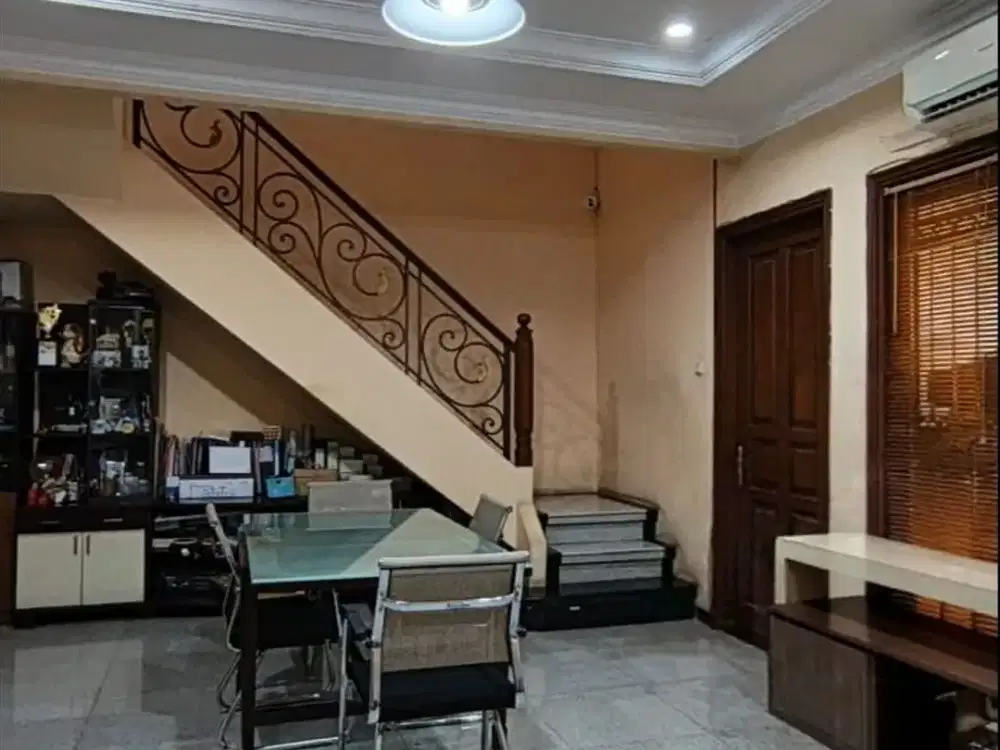 AUD.A046 Rumah Villa Bukit Mas Cluster Paris Area Nyaman di Surabaya Barat, Murah