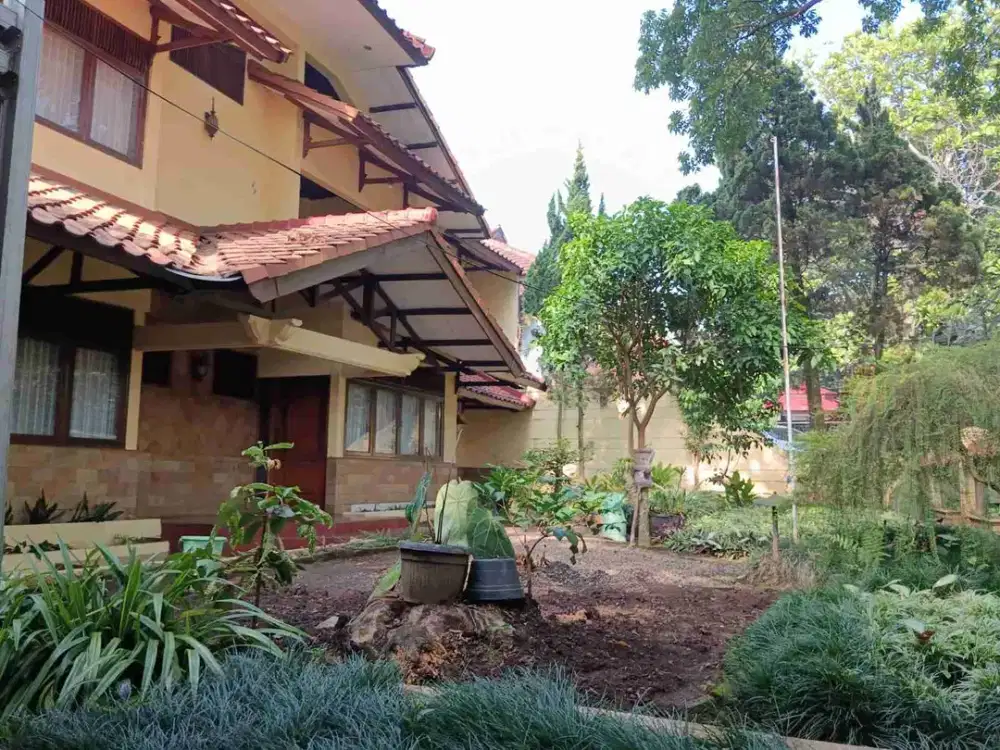 RUMAH MAINROAD SAYAP DAGO TUBAGUS ISMAIL KOTA BANDUNG