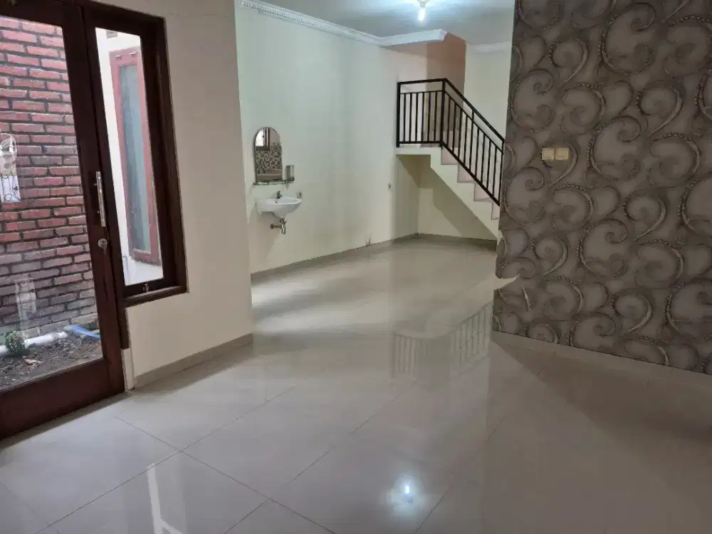 Disewakan / kontrak / for rent rumah siap huni bebas banjir, aman