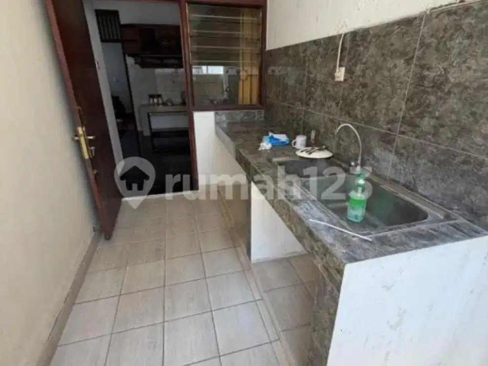 Prime Central Renon House Or Office For Rent, 370Sqm Land, 3Br, Idr 250 Million/Year