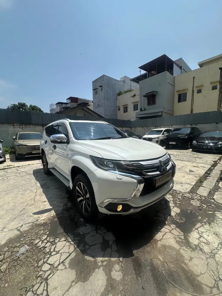 Mitsubishi Pajero Sport Dakar Sunroof Matic 2016 Murah