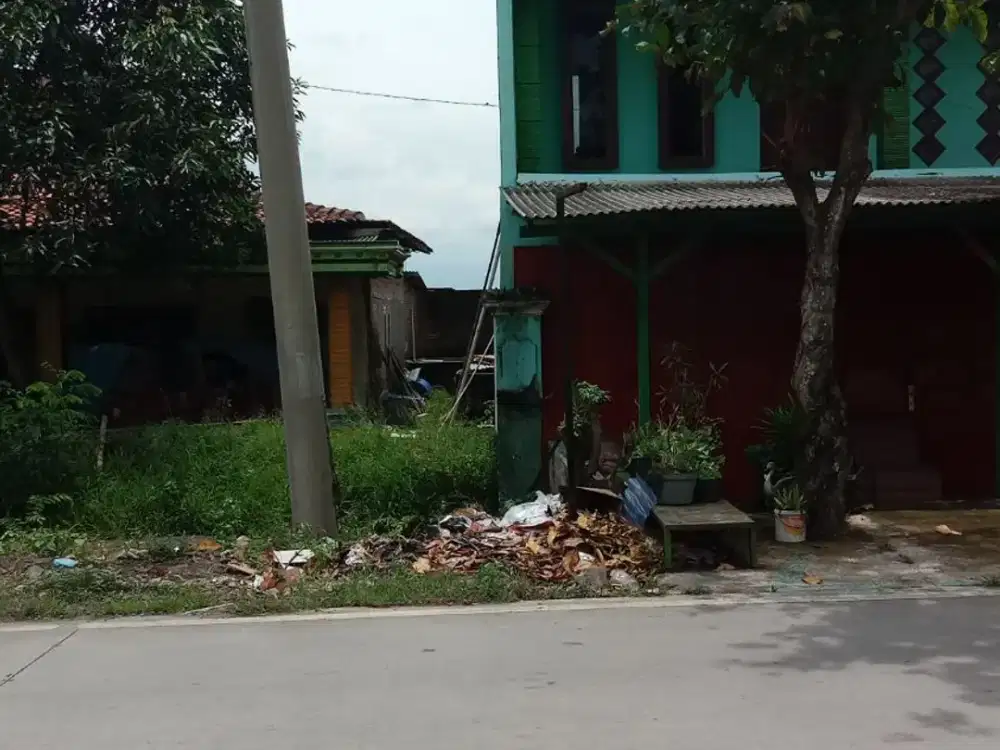 RUMAH STRATEGIS Rp650 JUTA – 2 BANGUNAN, COCOK UNTUK INVESTASI