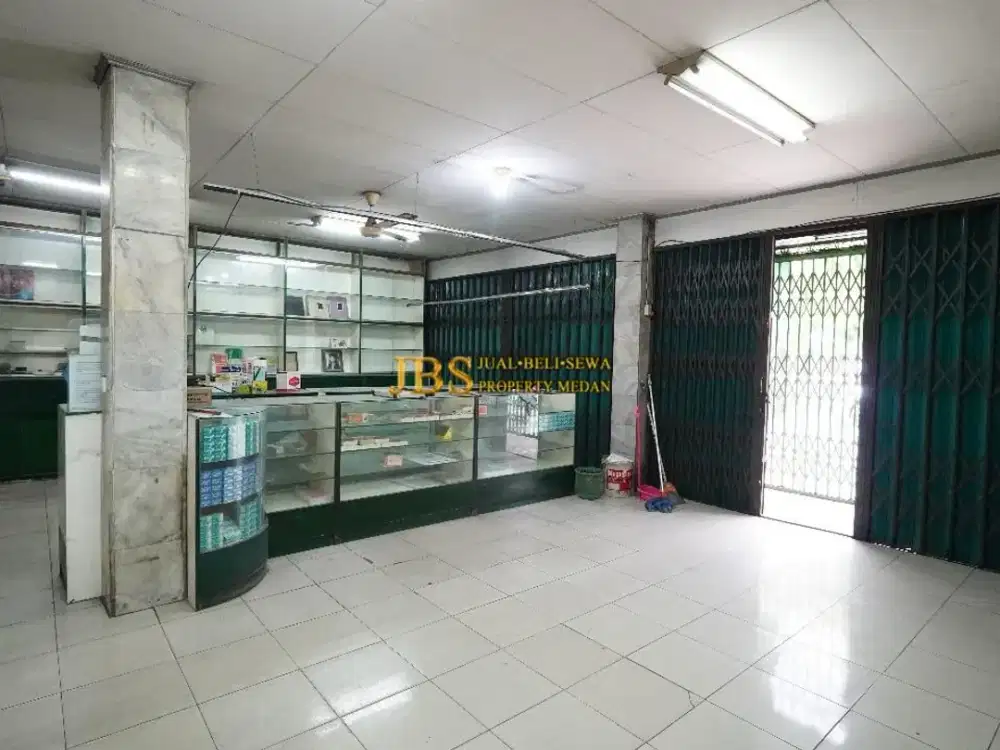 Dijual/Disewakan Ruko Gandeng Kondisi Siap Huni di Jalan Gatot Subroto - Medan