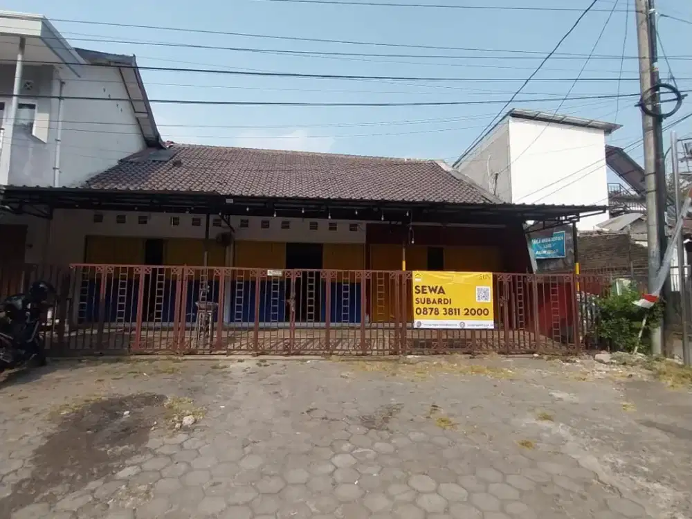 DISEWAKAN RUANG USAHA COCOK UNTUK EKSPEDISI LOKASI DEKAT WISATA GEMBIRA LOKA ZOO JOGJA