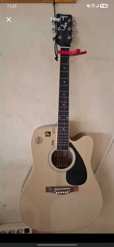 Gitar Yamaha-Ga ke pakai