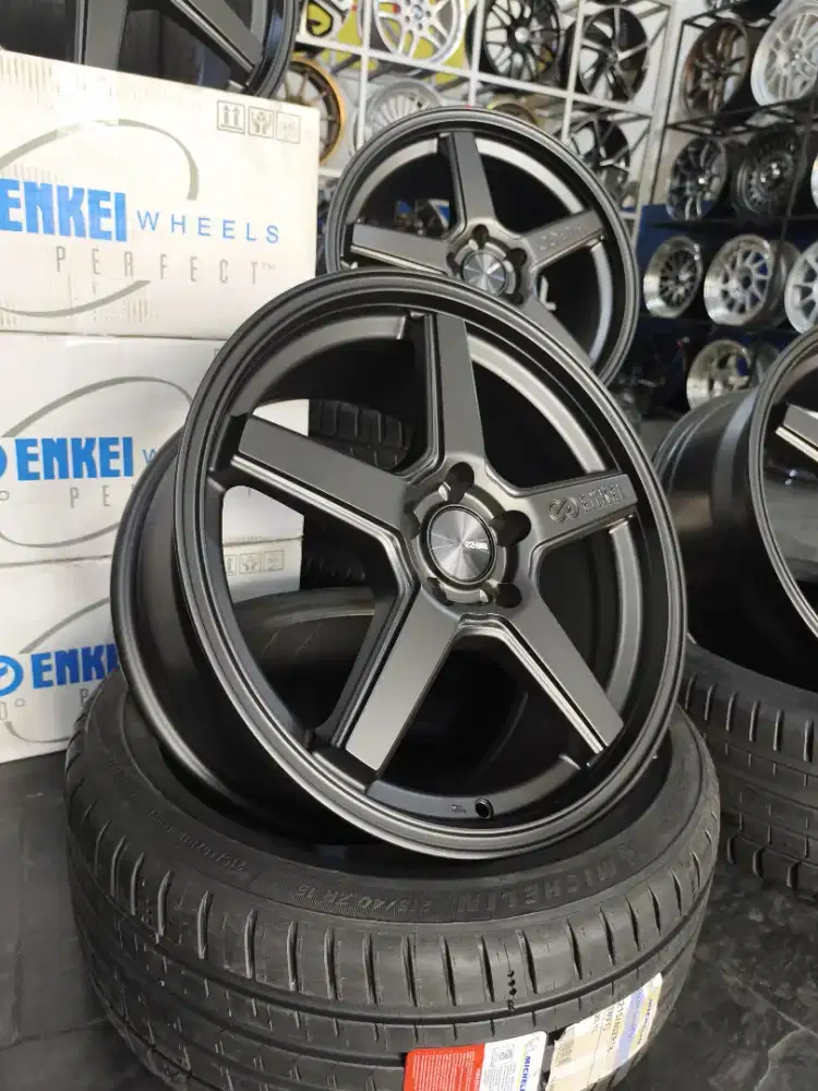 ENKEI QUASAR RING 19x8.0 PCD 5x108 ET.35 (ORIGINAL)