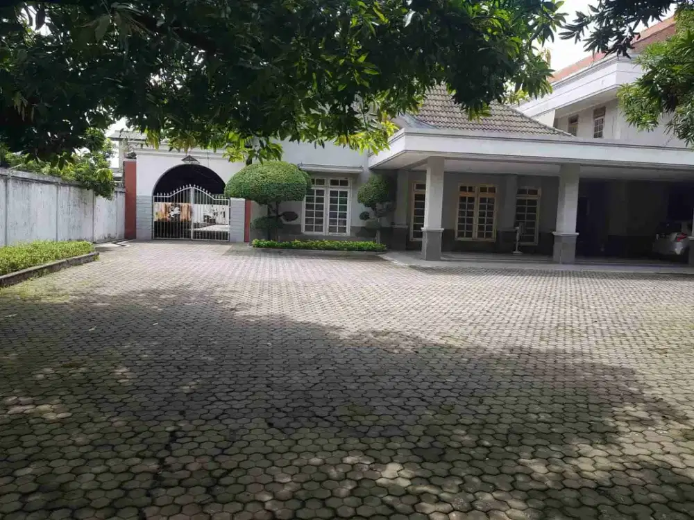 Dijual Rumah di Nol Jalan Frontage A Yani Surabaya