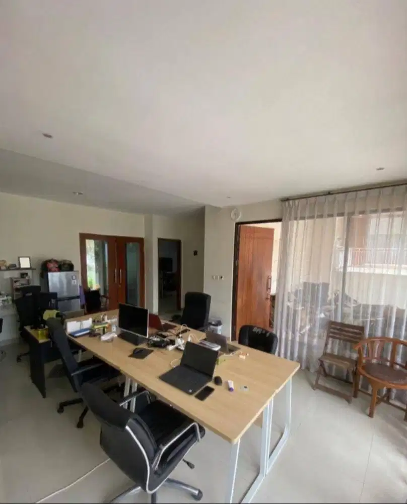 Dijual Rumah Asri Cantik Sayap Gegerkalong Bandung