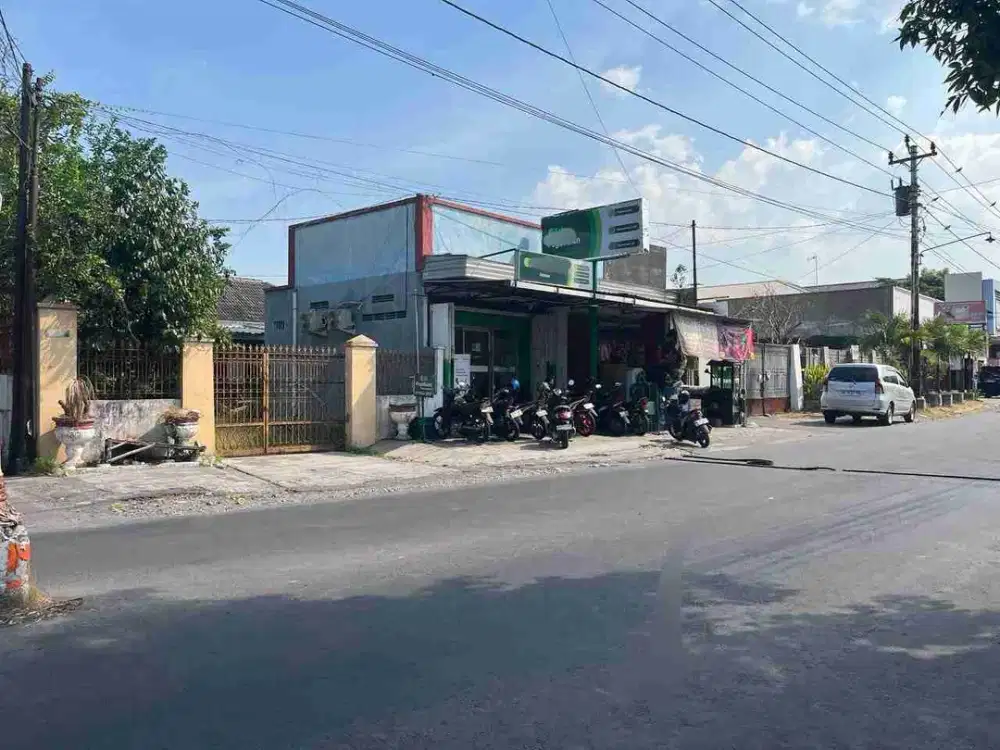 Hitung tanah Ruang usaha strategis dekat Lotte mart tepi jalan raya