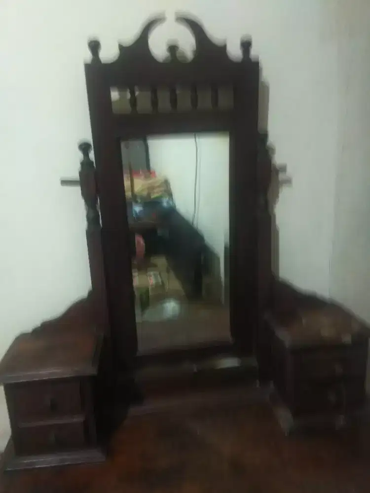 Jual meja rias klasik