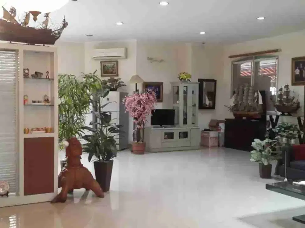 Termurah - Rumah Hook di Bukit Gading Mediterania, Kelapa Gading