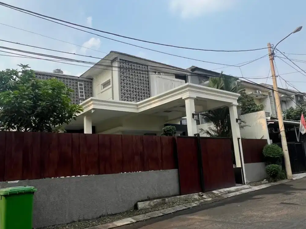 Dijual Rumah Full Furnished Keren Siap Huni Bukit Golf Cibubur