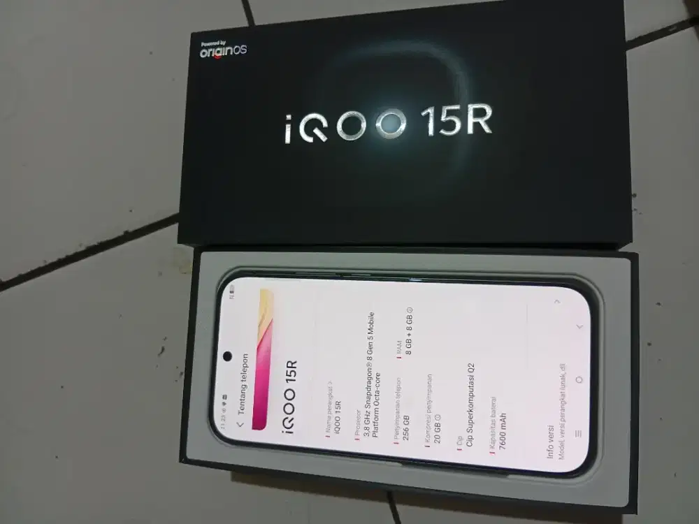 Iqoo 15r 8/256 Garansi panjang