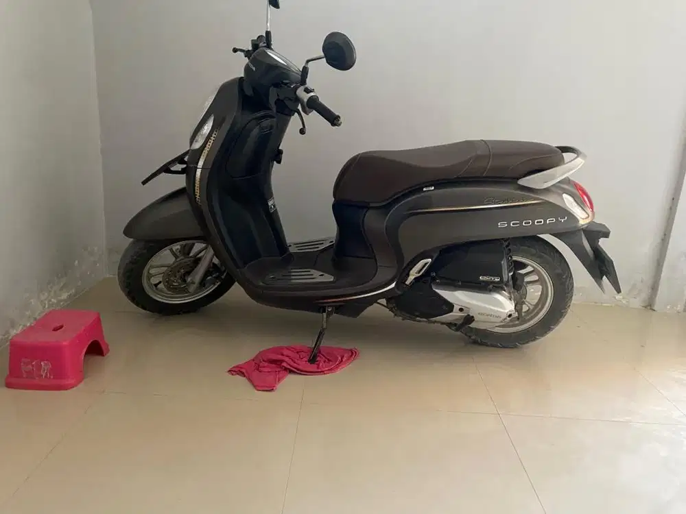 Scoopy 2023 lengkap dijual karna tidak di pakai