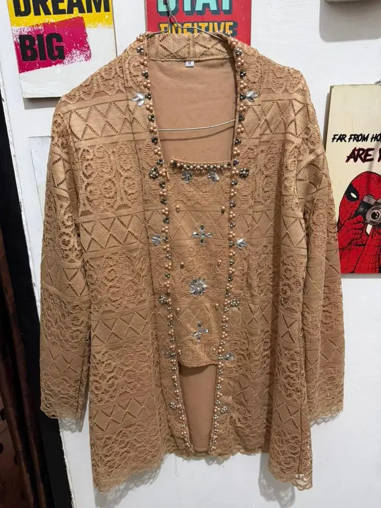 Kebaya dua pcs satu set sama rok
