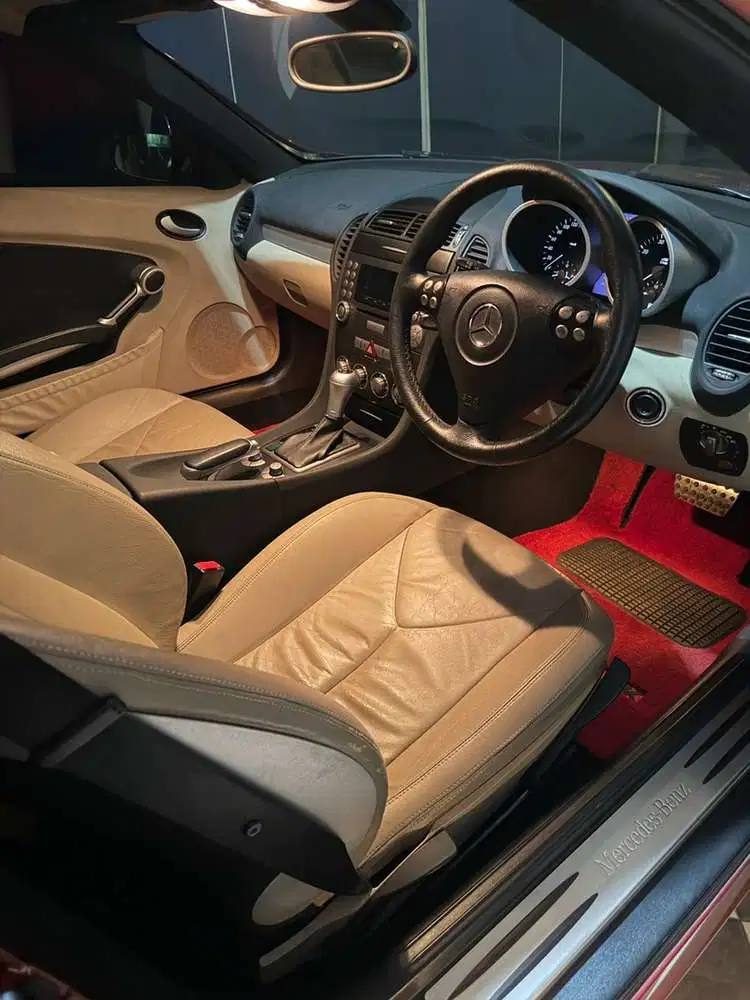 Mercedes-Benz SLK200 2005 Bensin
