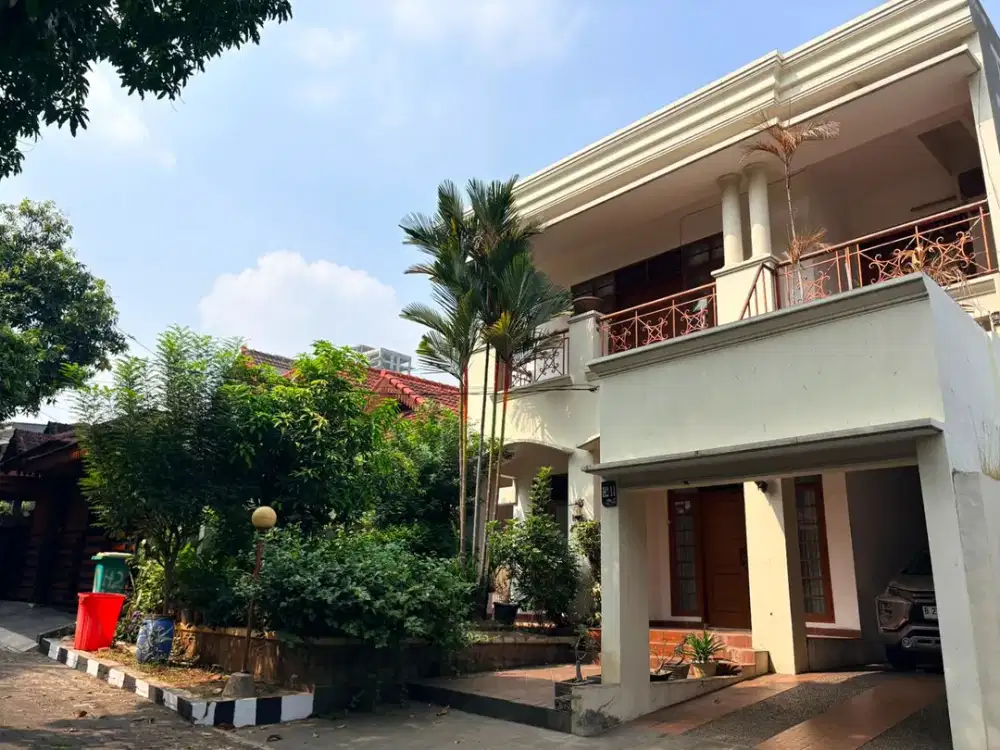 Dijual Rumah Taman Bougenville Estate Jatibening – Luas & Nyaman (030)