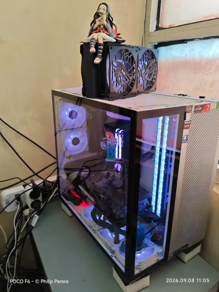 WTS Used VR-Streaming Gaming PC+Monitor.
