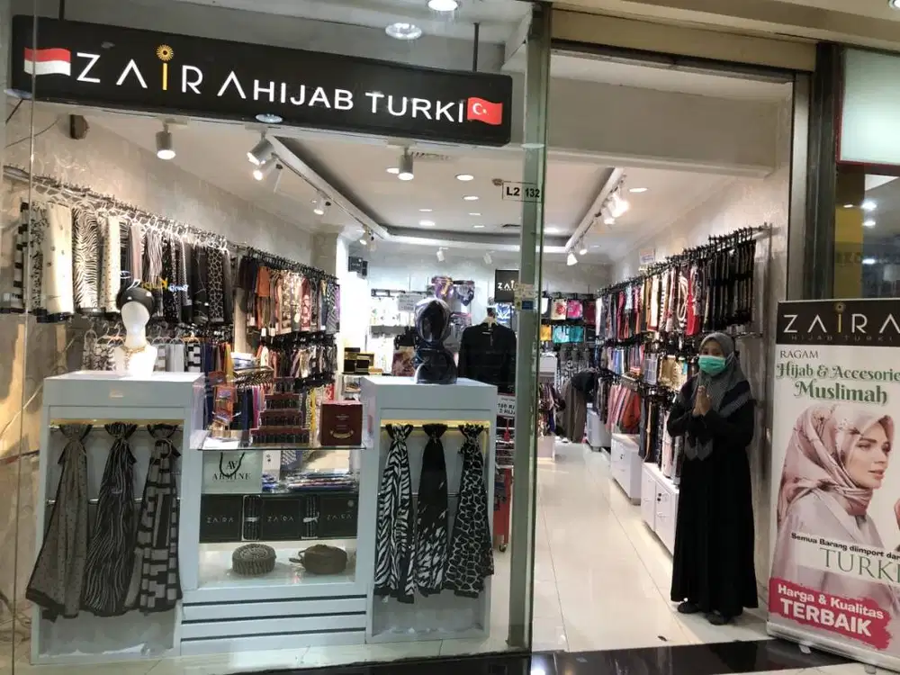 BUFFET BEKAS TOKO HIJAB MASIH BAGUS DAN TERAWAT