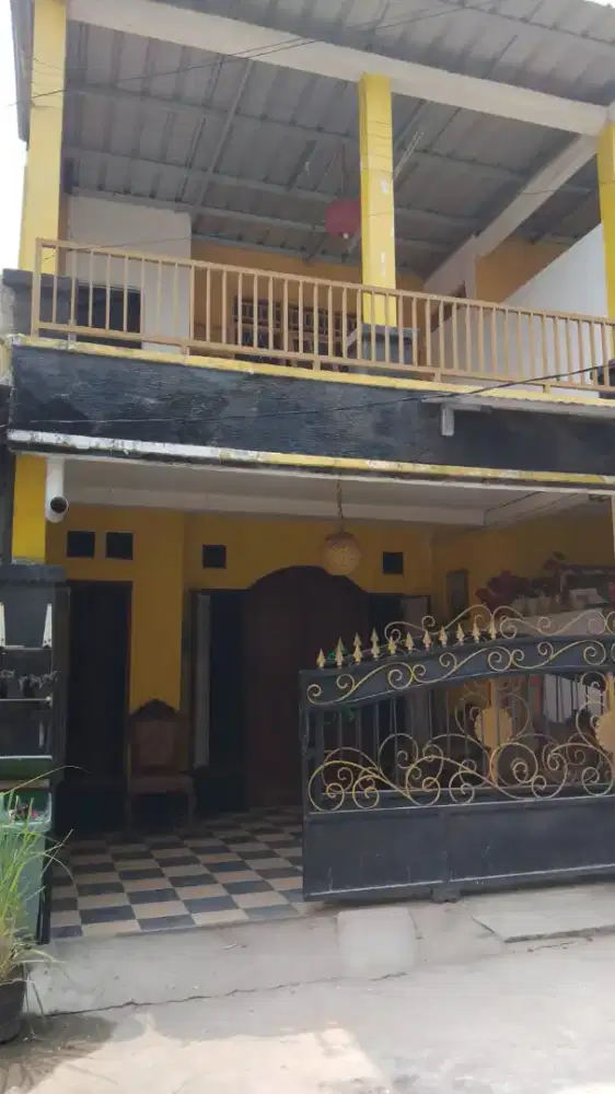 Bismillah di kontrakan Rumah 2 lantai ,di lingkungan komplek ,