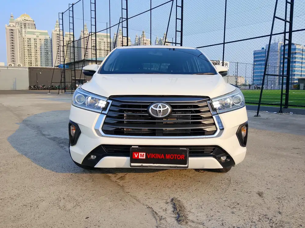 Toyota Innova Reborn V A/T Diesel Putih Captain Seat Service Record