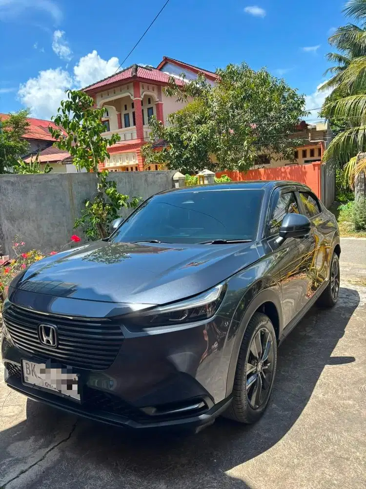 Jual cepat butuh uang HR-V type SE 2022 matic panoramic sunroof
