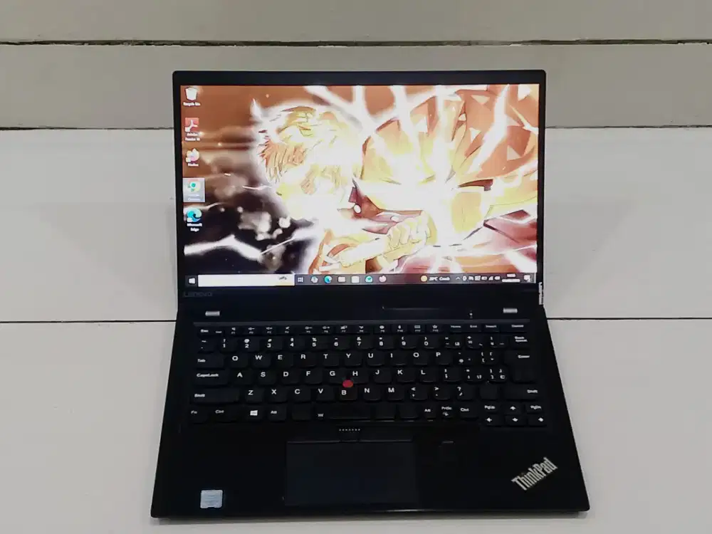 LENOVO X1Carbon Intel(TM) i5-6200U CPU  2.3GHz RAM:8GB SSD:256GB