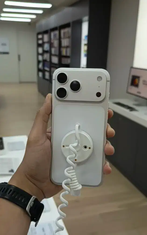 iPhone 17 Pro / Pro Max 256GB - 2TB Original Resmi (Bisa Tukar Tambah)