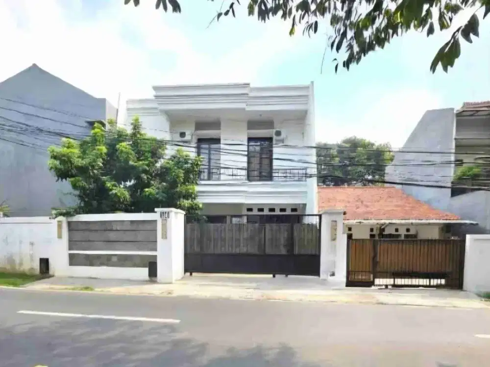 DIJUAL RUMAH 2 LANTAI DI  JAGAKARSA via LELANG