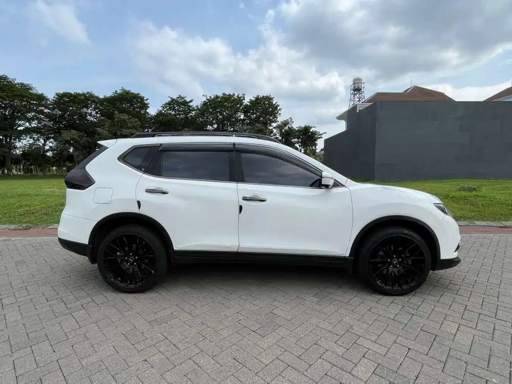 Nissan X-Trail 2015 Bensin