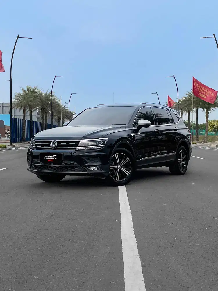 VOLKSWAGEN TIGUAN ALL SPACE 1.4 TSI 2023 LOW ODO HITAM 3 ROWS 2022