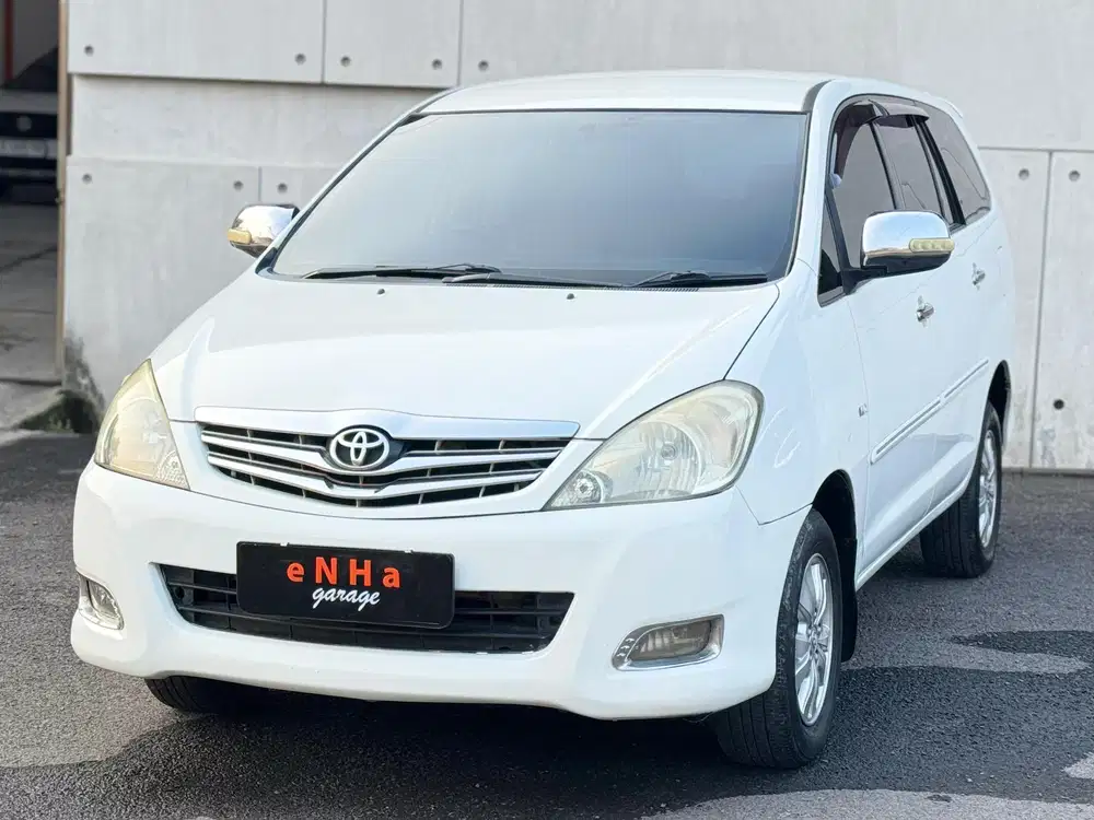 Toyota Kijang Innova V 2.0 Matic 2011.. eNHa garage Semarang..