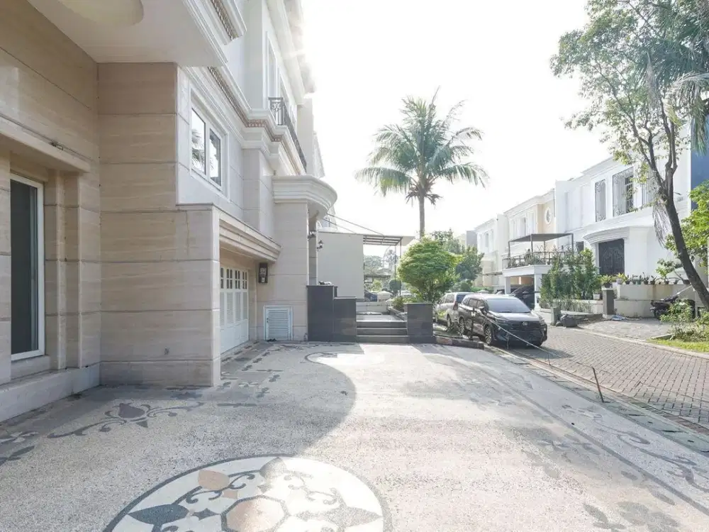 Dijual Rumah Hook di Mediterania Boulevard PIK