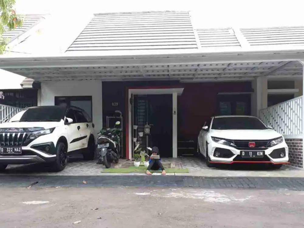 Rumah di Komplek Jingga Residence Ciwastra