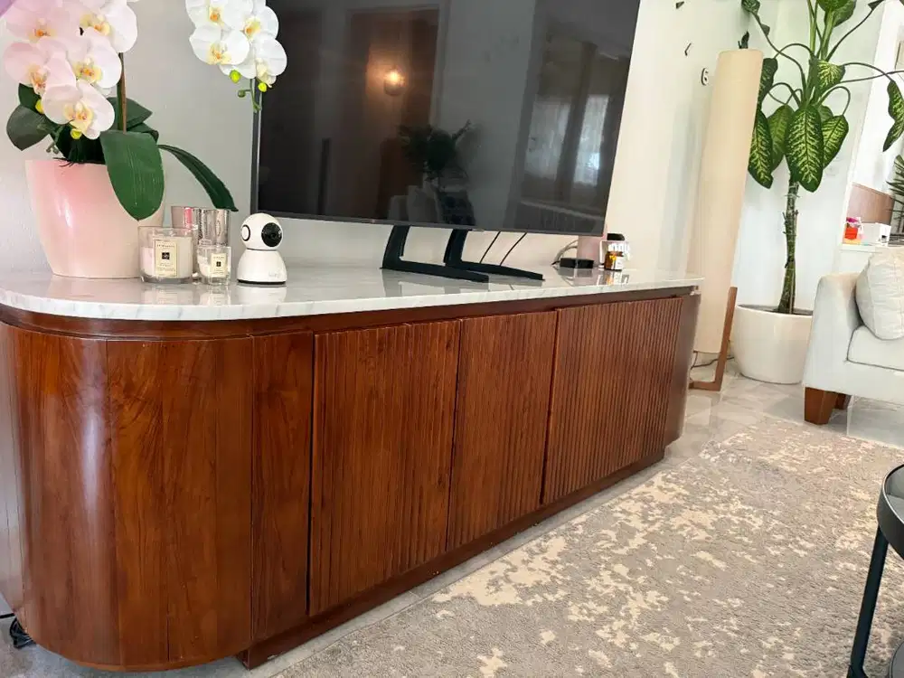 Kabinet TV Custom Top Marmer 4 Pintu
