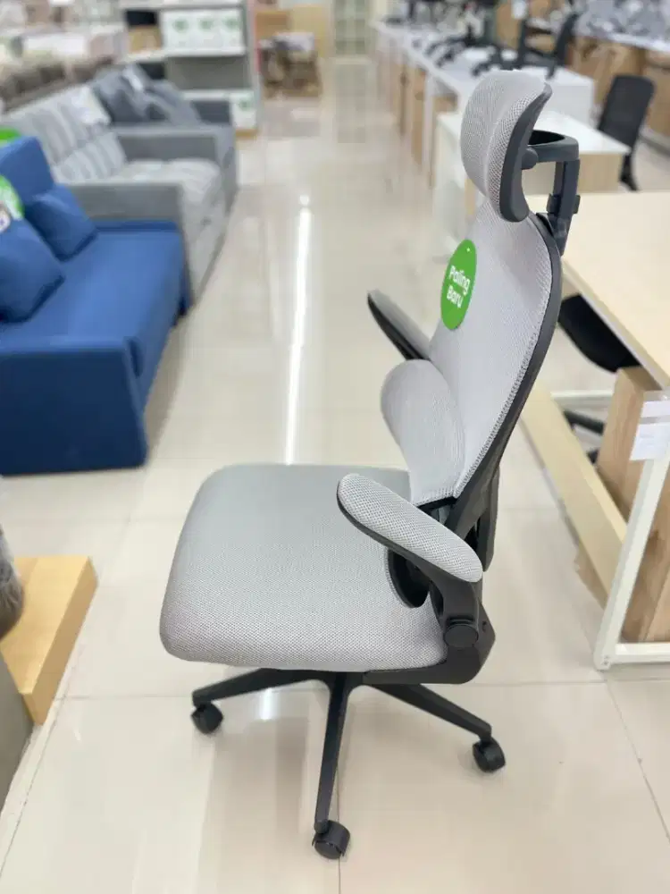 YUGO KURSI KANTOR