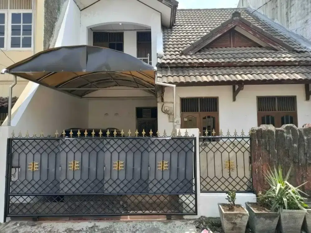 Dijual Cepat Rumah 2 Lantai Hadap Utara di Kayu Putih Jakarta Timur