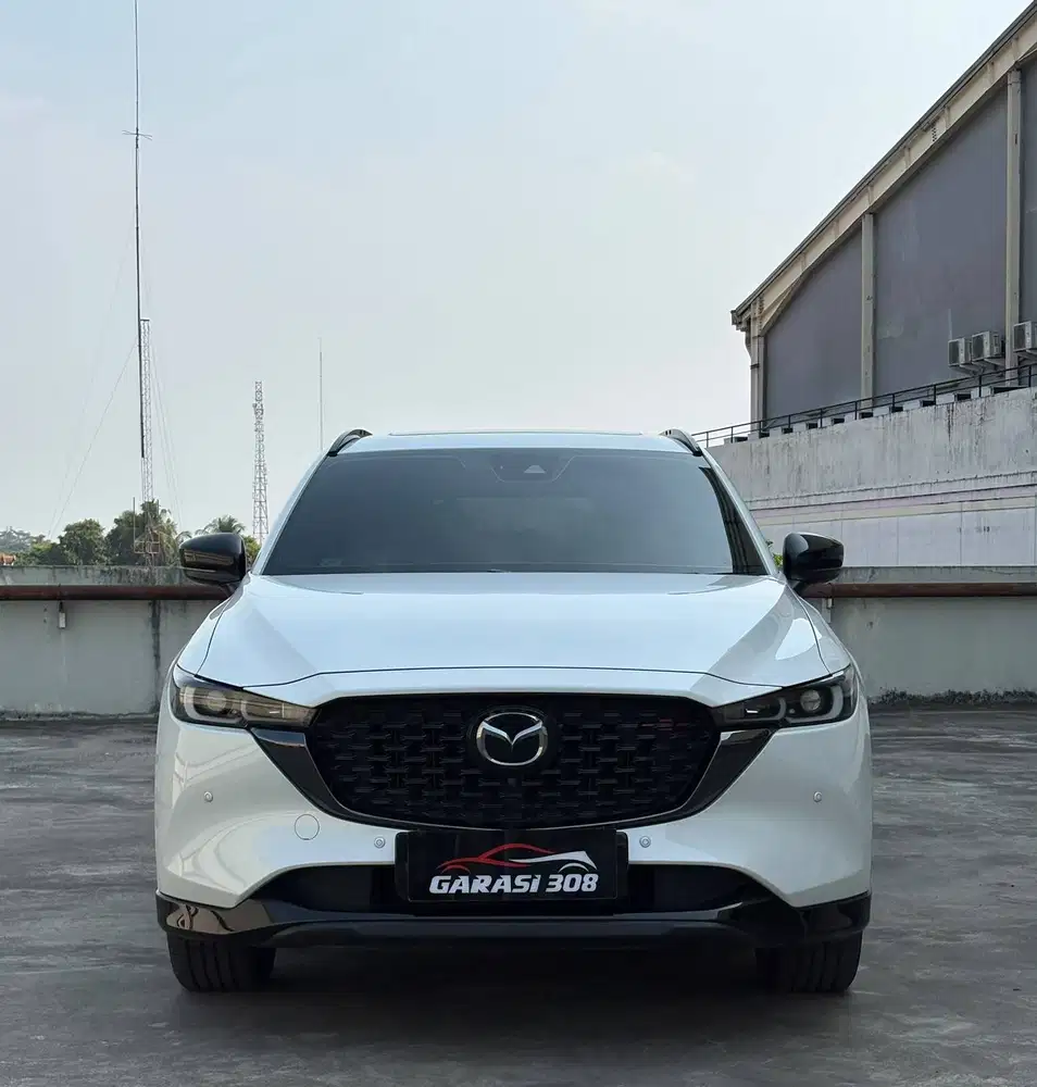 Mazda CX-5 kuro 2.5 AT 2023 Putih