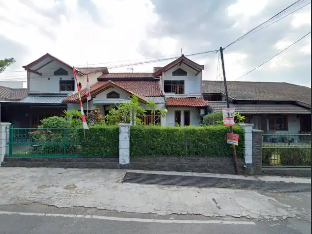 Dijual Cepat TERMURAH Rumah Strategis Dekat Mall TSM Mainroad Turangga Bandung