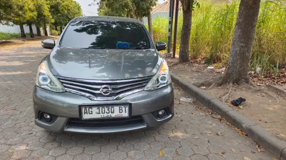 Grand livina XV AT 2018 istimewa low KM