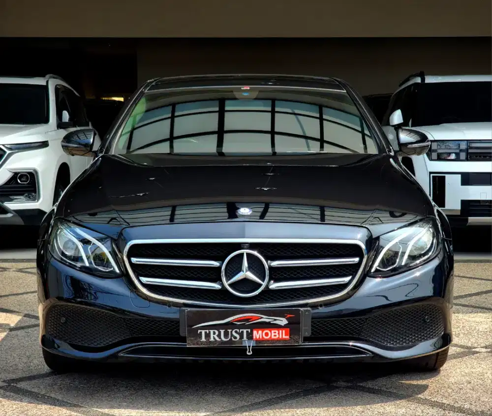 KM 20 RB!! MERCEDES BENZ E 300 W213 PANORAMIC AVANTGARDE PK 2017 E300