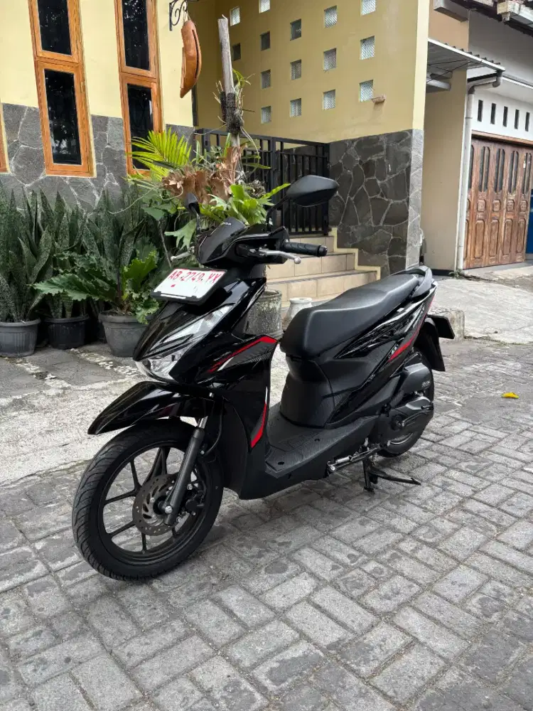 Beat 2026 Like new