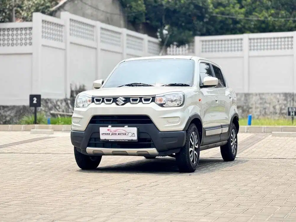 Suzuki S-PRESSO 1.0 AT 2023 - SILVER