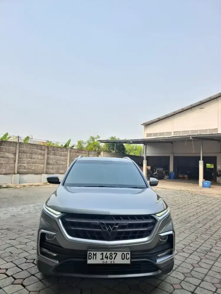 Almaz 2021 Tlux 7seat sunroof matic. Km 80rb antik