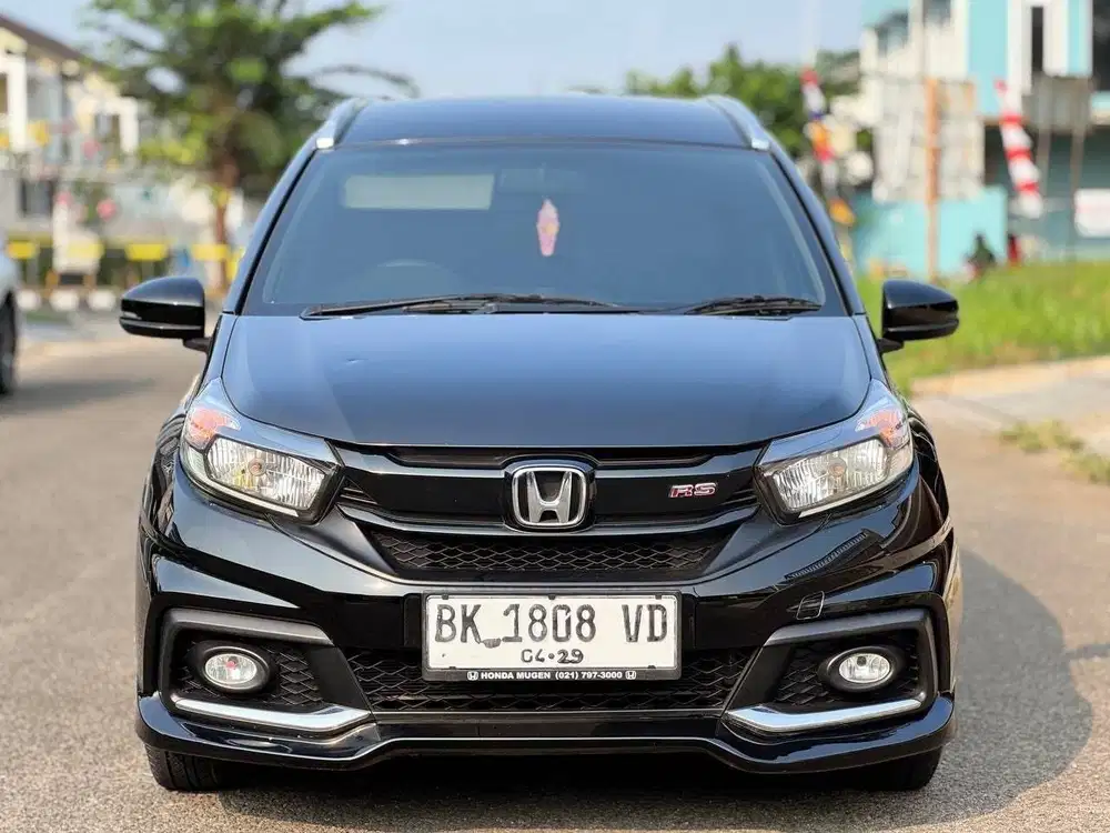 Honda Mobilio 1.5 RS AT Hitam Metalik 2018