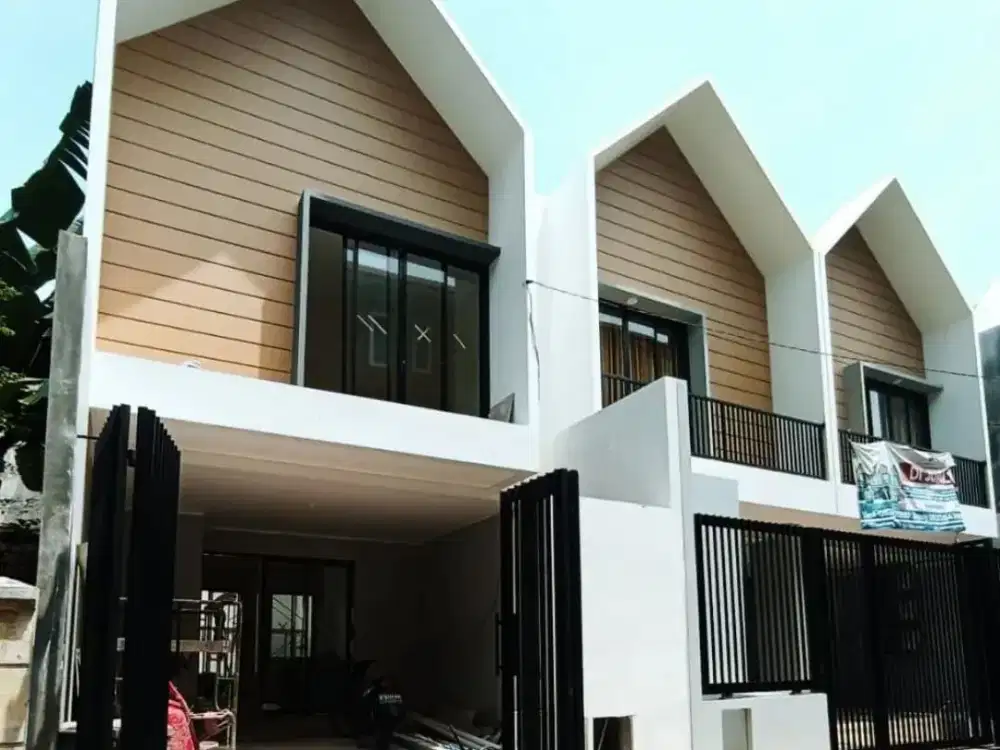 Rumah Tengah Kota Surabaya Kalijudan Dharmahusada 2Lt Baru SHM Dkt Mojoarum Unair UWM Muhammadiyah